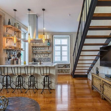 Elegant 2Br Duplex In City Center By Lovelystay بورتو المظهر الخارجي الصورة