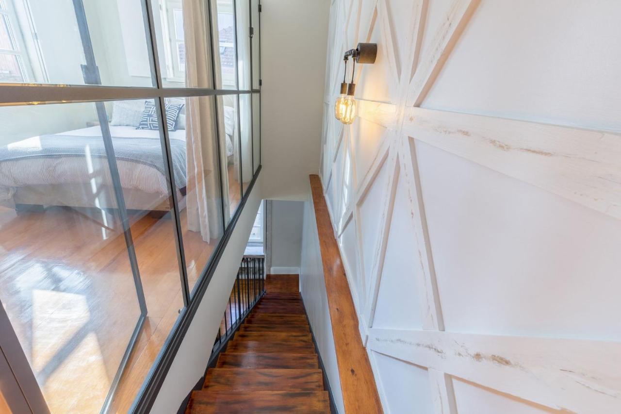 Elegant 2Br Duplex In City Center By Lovelystay بورتو المظهر الخارجي الصورة